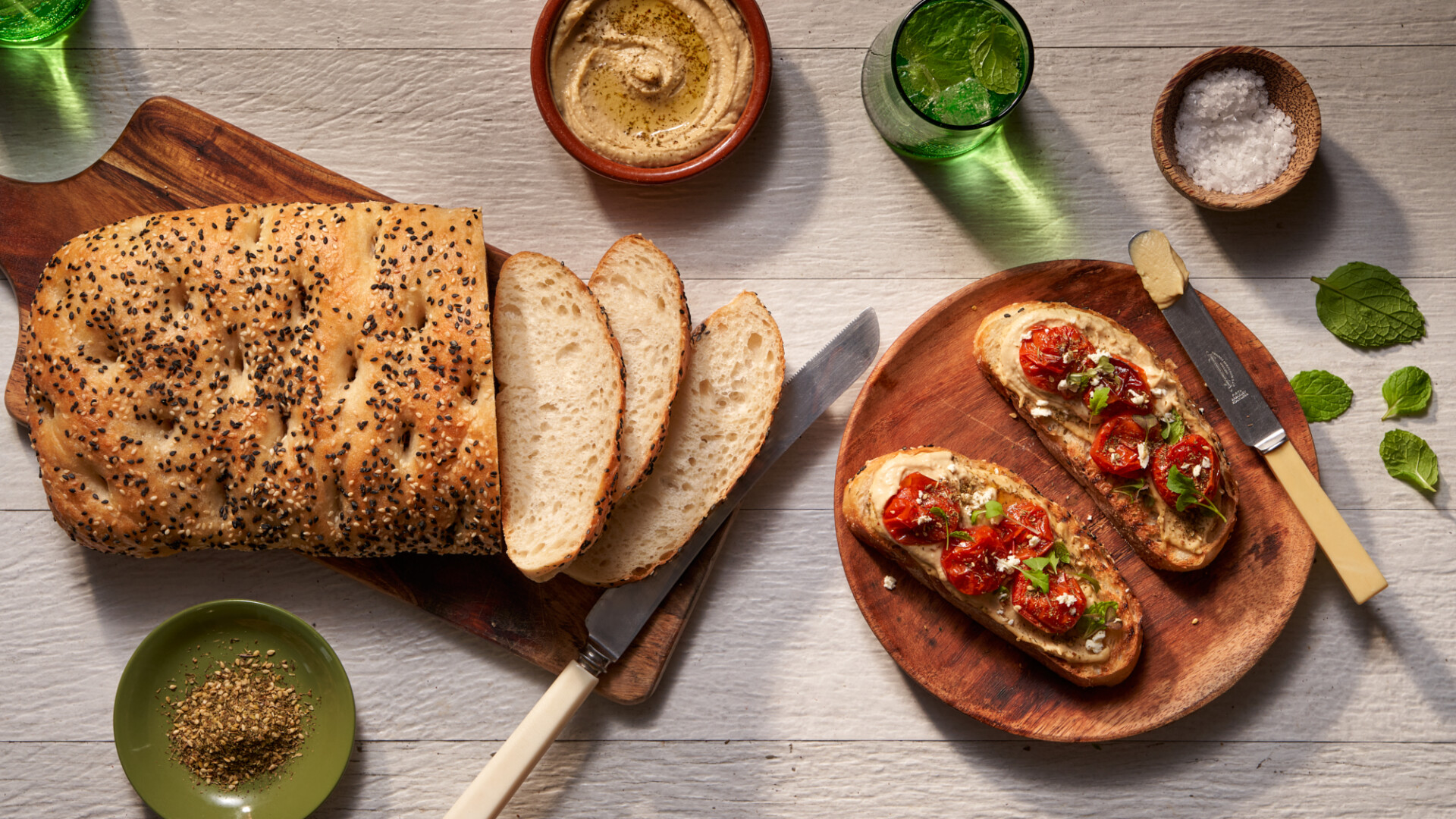 TurkishBreadwithHummusTomato Banner
